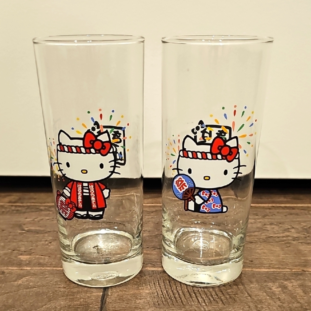 Hello Kitty Omatsuri Sanrio Glass Set (2 Glasses) with Colorful Design